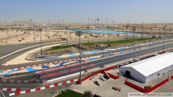 Sakhir Tower In Bahrain - Amazing Photos And Videos.