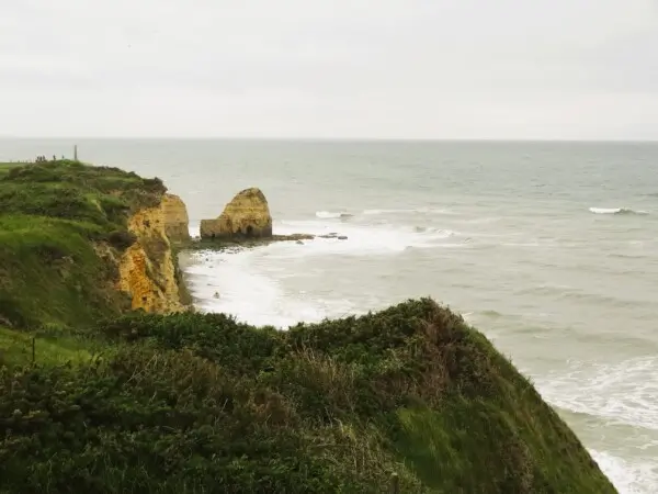 The-Sheer-Cliffs-of-Pointe-du-Hoc-in-Normandy-France - JPR Photo & Video